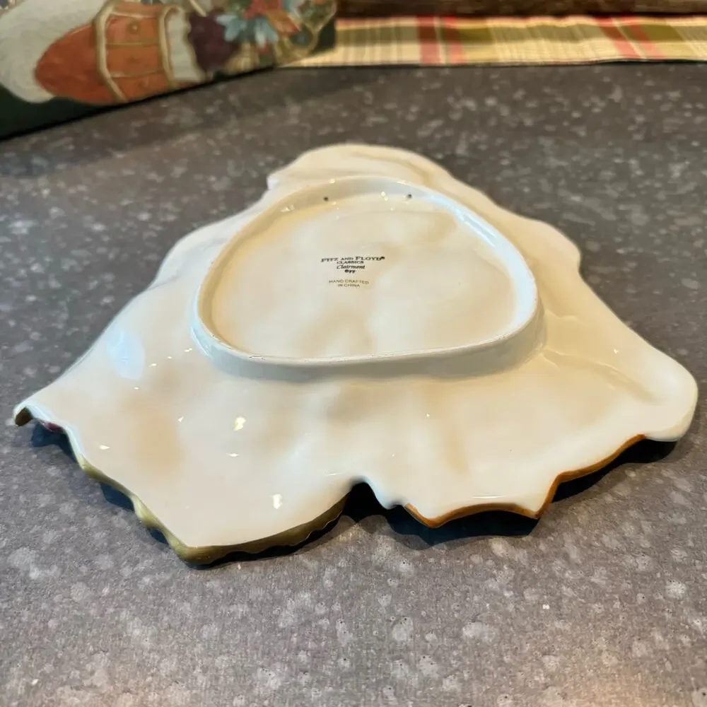 Fitz and Floyd Classics Old World Santa Canape Plate Clairmont Collection 2006